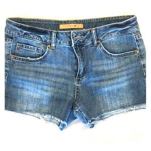 Denim cutoff shorts mid rise